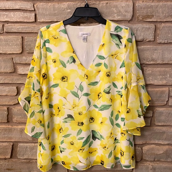 Calvin Klein🌼Floral Print V-Neck Chiffon 3/4 Ruffle
Sleeve Top Size S/CH/P - Picture 1 of 11